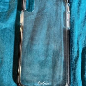 iPhone XR case (clear with blue outlines)